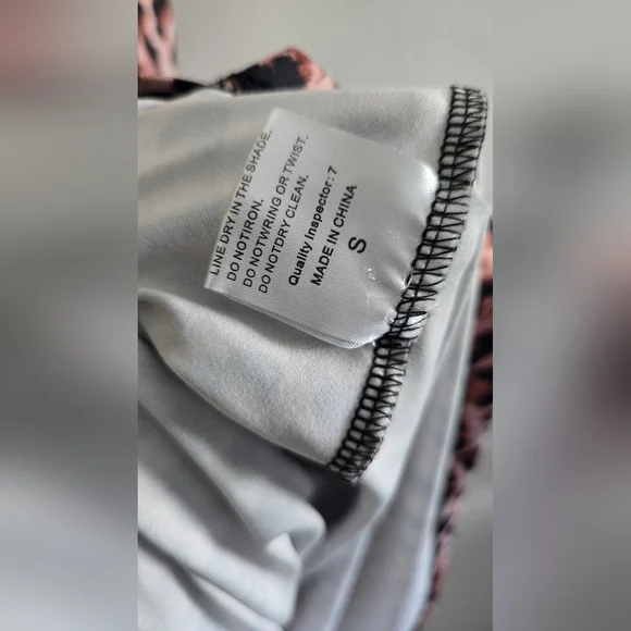 Leopard Print Off Shoulder Dress - Picture 4 of 5